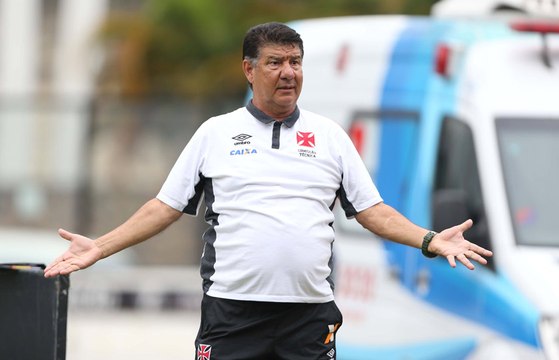 Após empate, Joel não entende vaias da torcida do Vasco