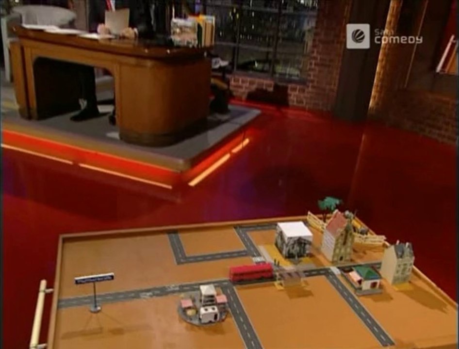 Die Harald Schmidt Show - 1036 - 2002-02-01 - Anne-Christin Peine, Haus vom Schröder