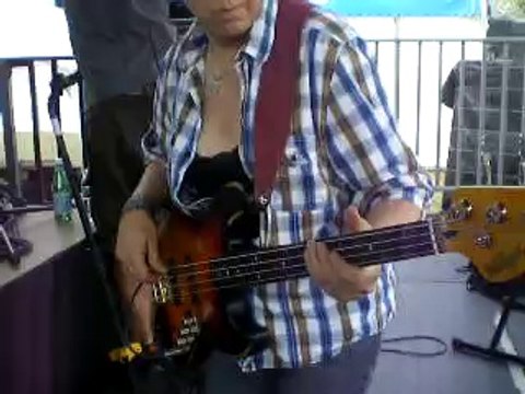 Jennifer Maidman (Soundcheck, So British festival in Brittany, France Juin 2010)