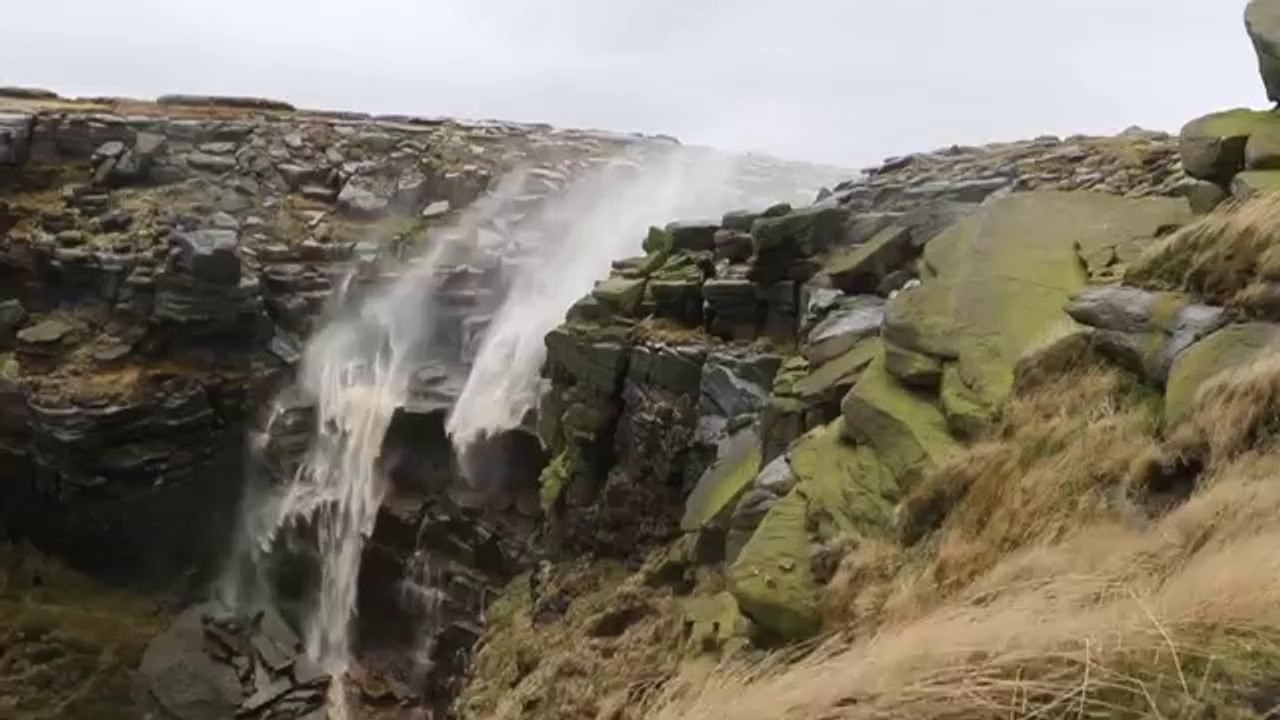 Ou comment le vent inverse le sens d'une cascade