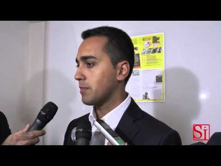 Napoli - "Rest Art Campania" con il MoVimento 5 Stelle -1- (25.10.14)