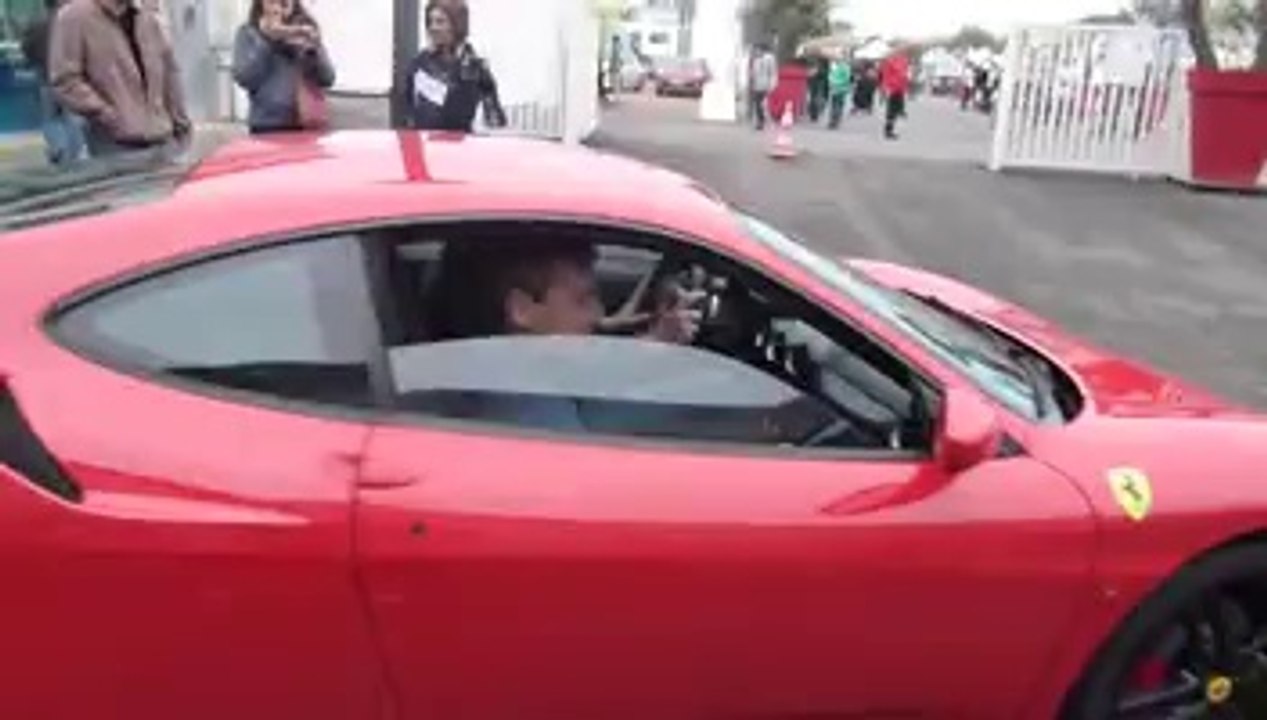 Baptême de luxe au salon de l'auto de Tours