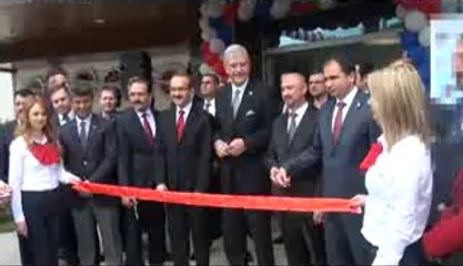 GÖZ HASTAHANESİNİN AÇIILIŞINI AB BAKANI VOLKAN BOZKIR YAPTI