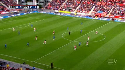 Depay hits crossbar from his own half
