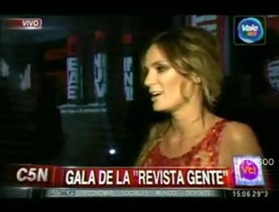 Paula nota en Viva la Tarde y look Gala de Gente - 27 de Octubre