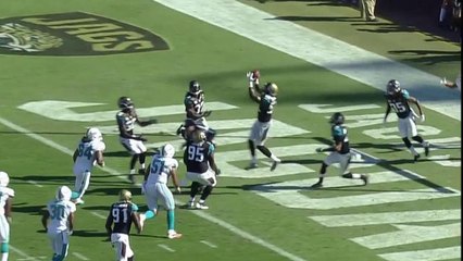 Tannehill intercepted by J.T. Thomas