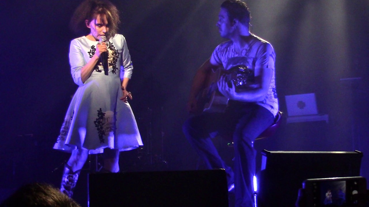 Jeanne Mas Pablo Folies Bergère 17 10 2014