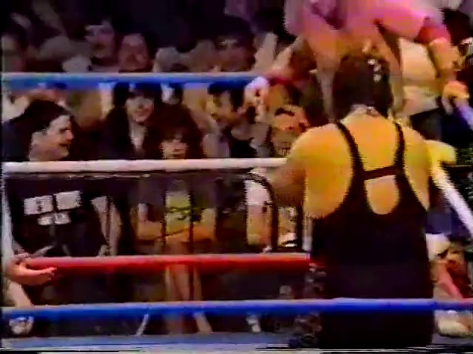 Cactus Jack vs Eddie Gilbert  (1990.09.15 TWA)