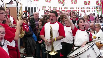 VIDEO. Musique basque aux Journées Gastronomiques de Sologne