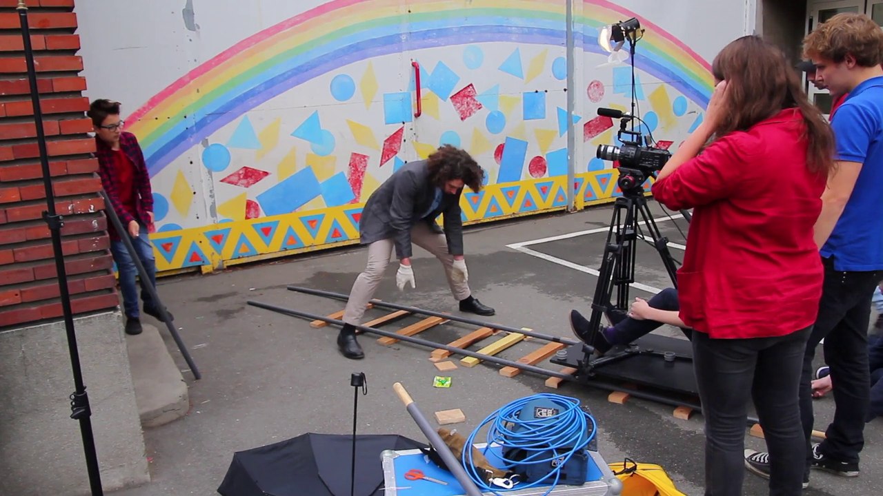 Tournage à Vincennes du clip Mon Amythomane à l'école du sud avec les réalisateurs Malcom Berger et Wolfgang Orwell