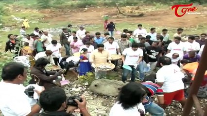 Nagarjuna Family Joins Swachh Bharat Campaign