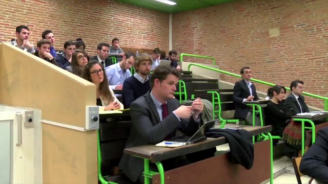 Unité et divergences de jurisprudences constitutionnelles et supranationales : respect du droit, irrégularités et dialogues (table ronde), Nicoletta Perlo, Maître de conférences à l’Université Toulouse 1 Capitole