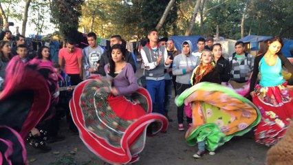 Les Kesaj Tchave au bidonville de Champlan le 26/10/14