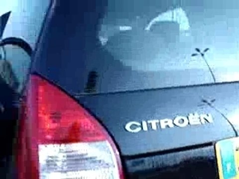 Citroen C2 avec echappement Remus et KAD