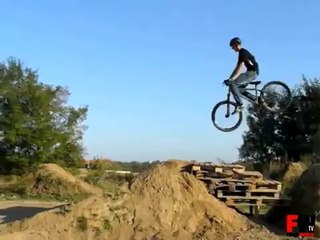 [+18 ~ Sexy Funny Girl]BMX Landing Fail