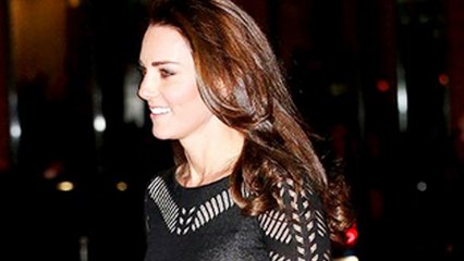 Descargar video: (Video) Kate Middleton Baby Bump | Duchess Of Cambridge Pregnant again | First Public Appearance