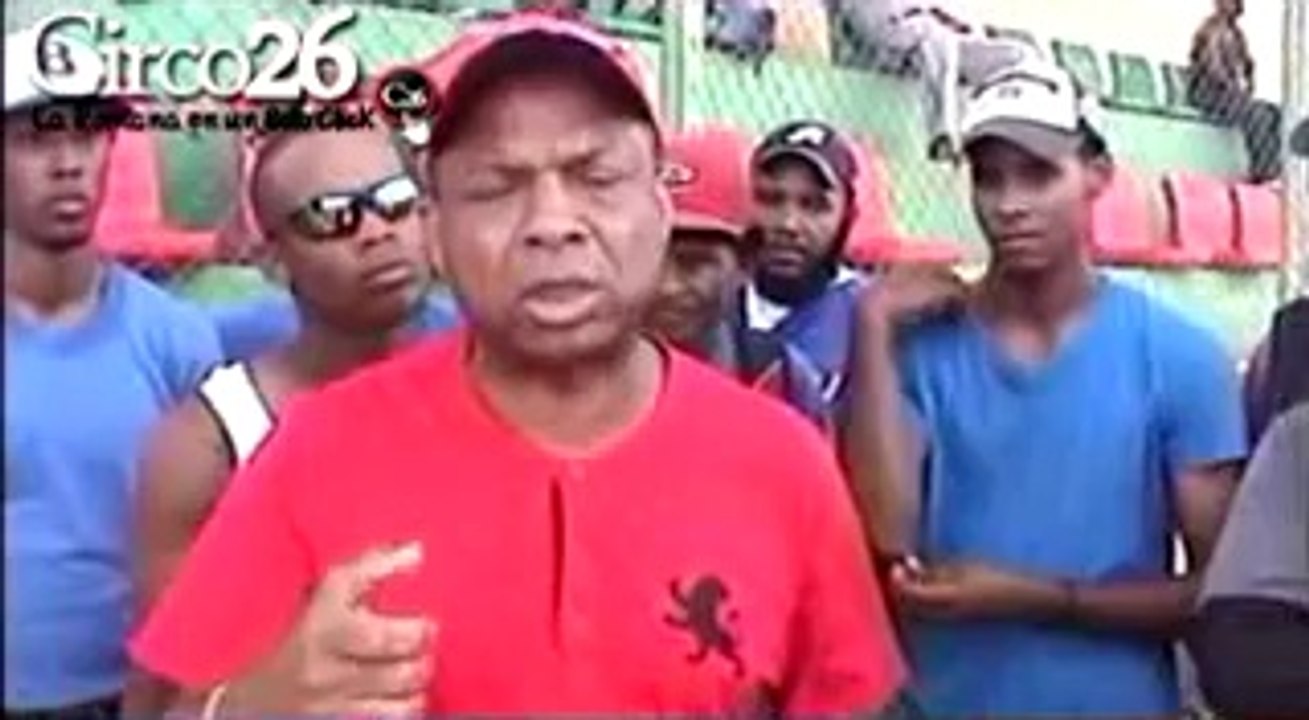 PARTIDO PRIMERO LA GENTE JURAMENTA EQUIPO DE SOFTBALL EN EL PLAY DEL CLUB CHOLA