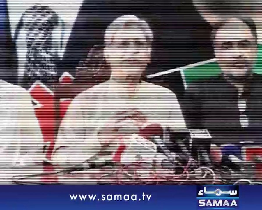 Aitzaz Ahsan Shocks MQM Protest Over Khursheed Shah’s Statement.
