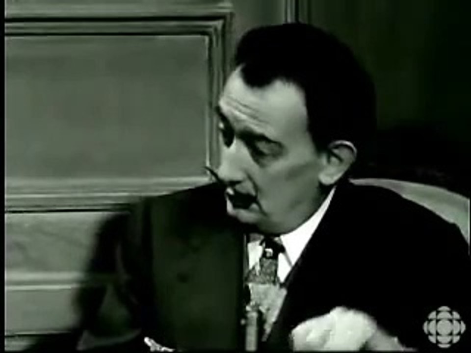 Salvador Dalí - French Interview