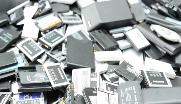mission recycling: mobiles end of life