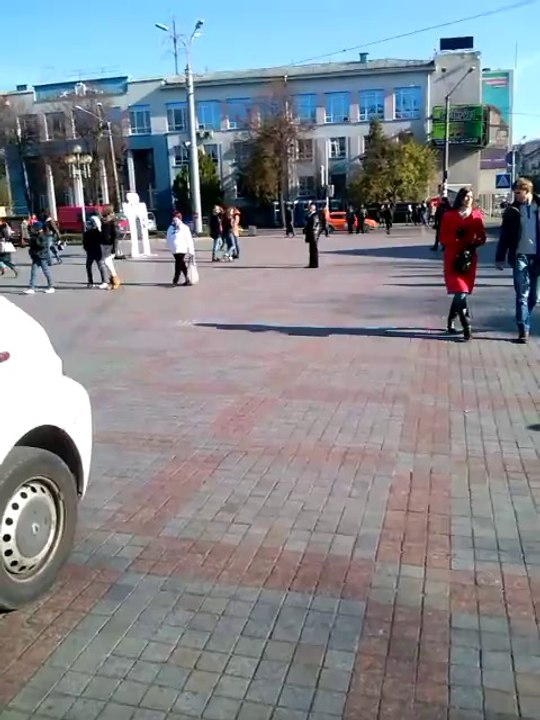 П’яний «ветеран ГРУ» у Рівному пристав до волонтерів, які збирають гроші на армію ч 3