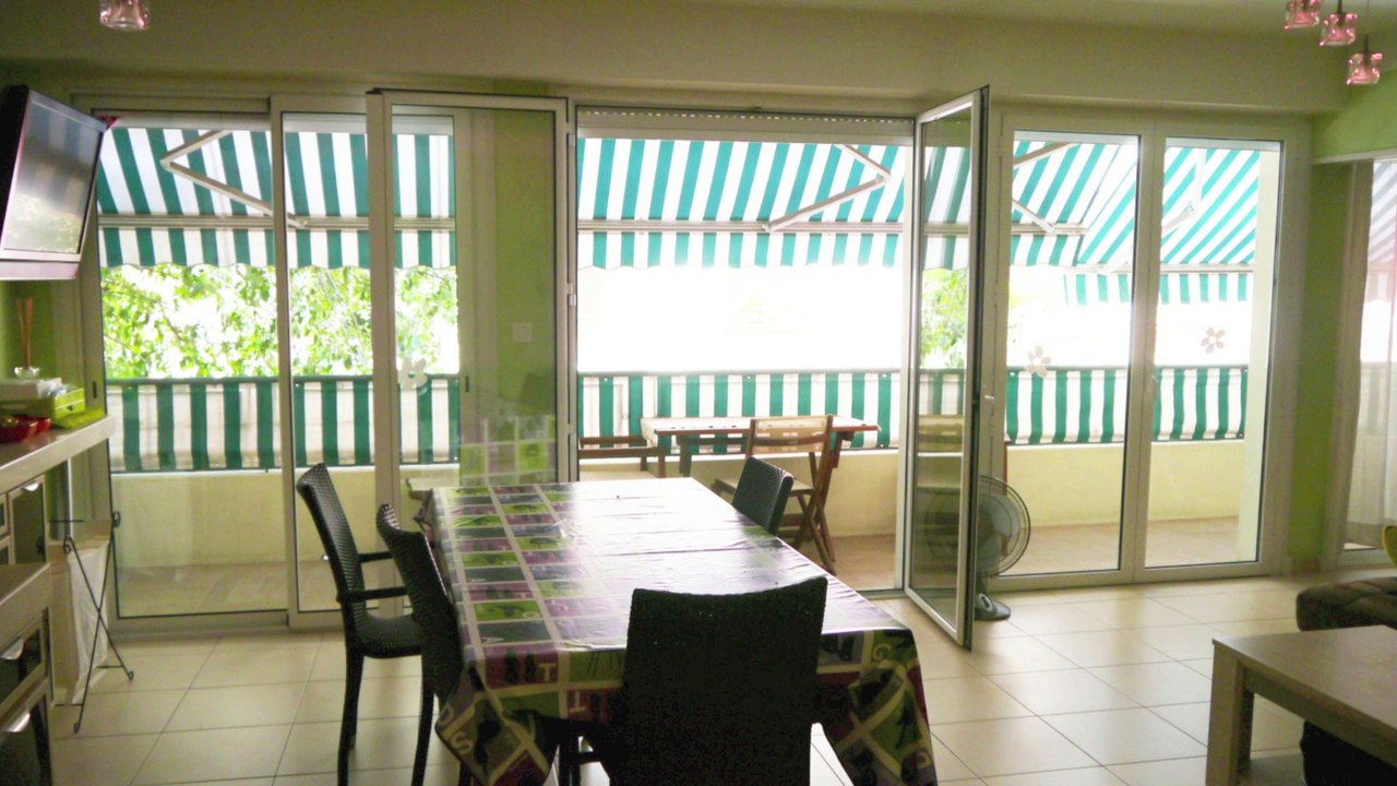 Antibes (Centre-Ville)  Location étudiante 2 pièces 51 m²