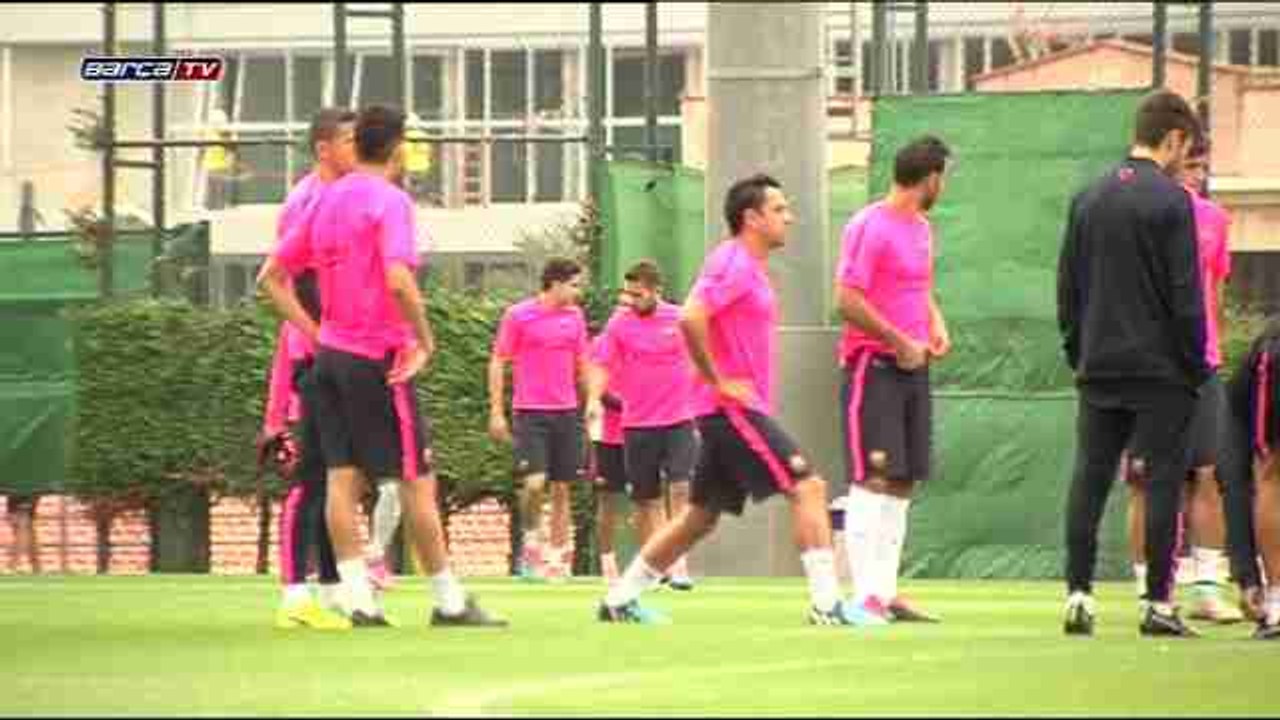 Barcelona return to training without Messi, Neymar