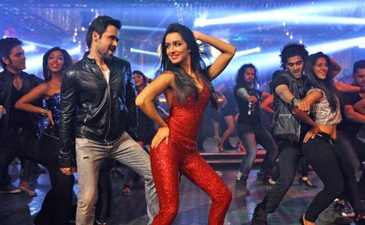 Shraddha Kapoor - Hot Item Song "Naach Basanati" in Ungli Movie | New Bollywood Movies News 2014