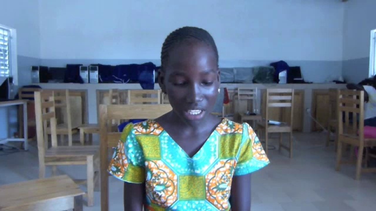 Les_correspondants_sénégalais_du_college_de_Mbodiene_parlent_aux_correspondants_français_du_collège_Ronsard_27_octobre_2014