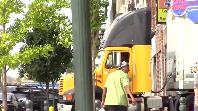 WANNA GET DROPPED_ (PRANKS GONE WRONG) - Pranks in the Hood - Funny Pranks - Best Pranks 2014_youtube_original