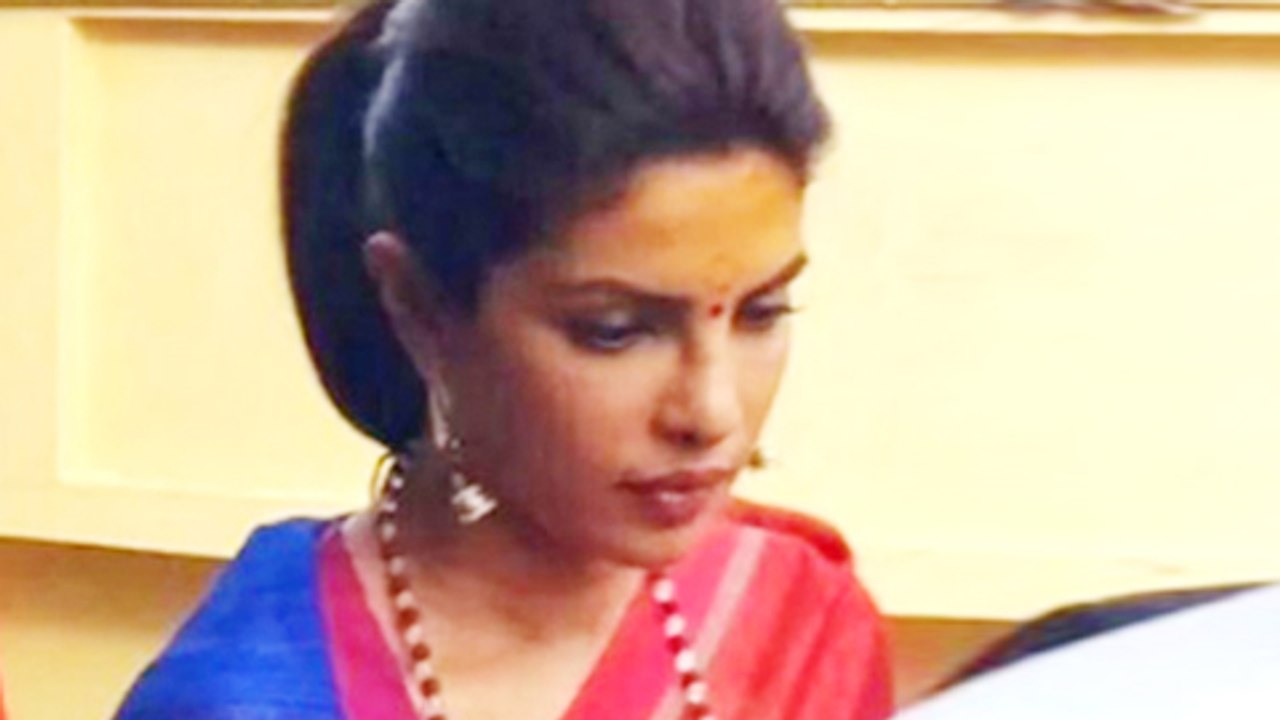 Leaked! Priyanka Chopra from the sets of Bajirao Mastani