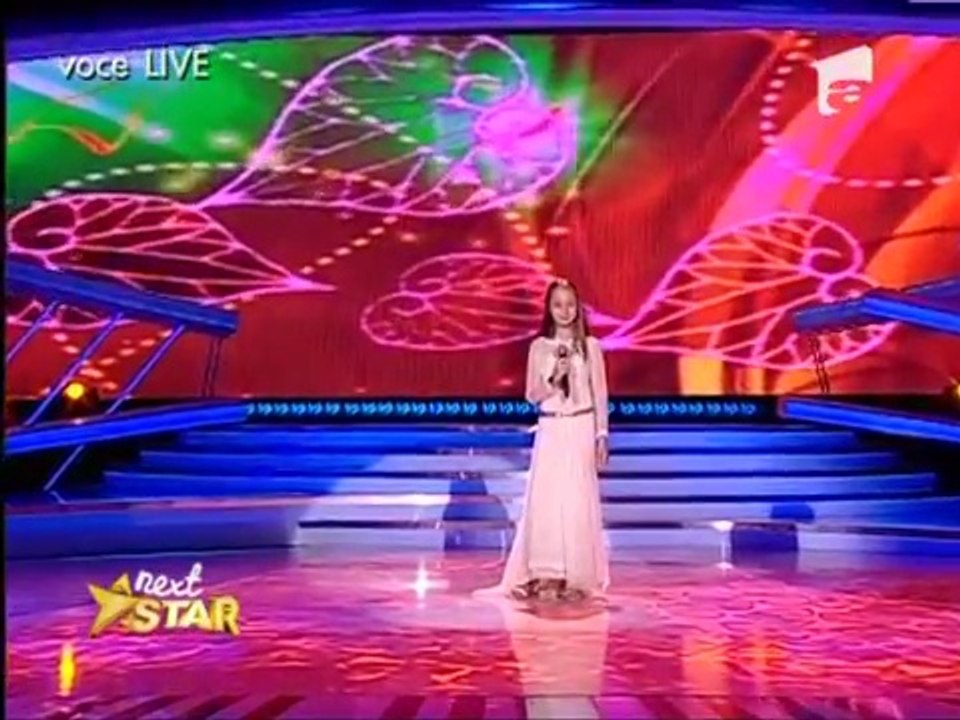 Céline Dion - "My Heart Will Go On"Francesca Nicolescu -