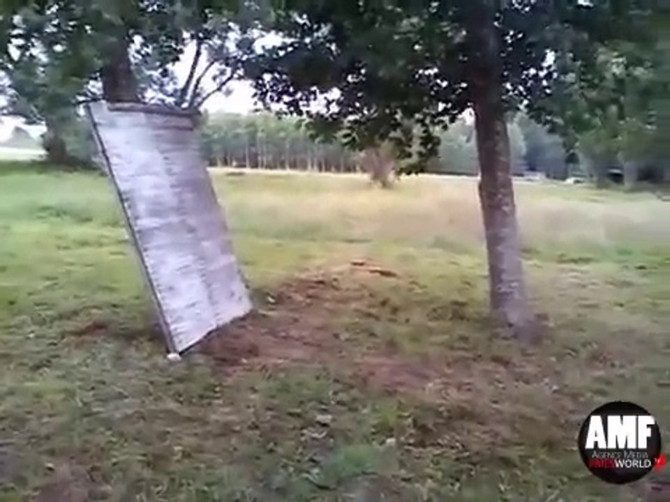 [+18 ~ Sexy Funny Girl]Parkour Back Pain