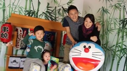 曹永廉一家四口 甜蜜爆燈家庭照