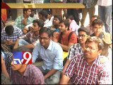 Junior Doctors continue strike at Indra park -Tv9