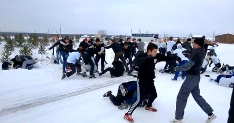 Rusya'da Meydan Savaşı Gibi Kavga!