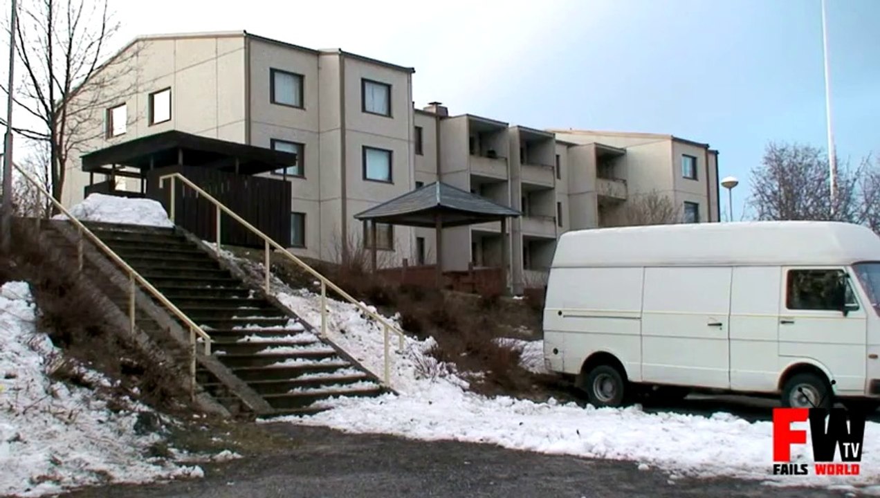 [+18 ~ Sexy Funny Girl]multiple sliding stairs fails