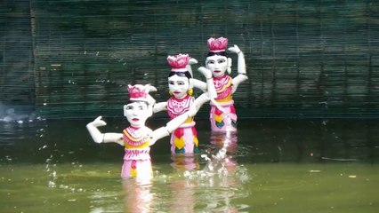 Marionnettes sur l'eau