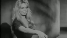 Brigitte Bardot et Gilbert Bécaud - "Alors raconte"