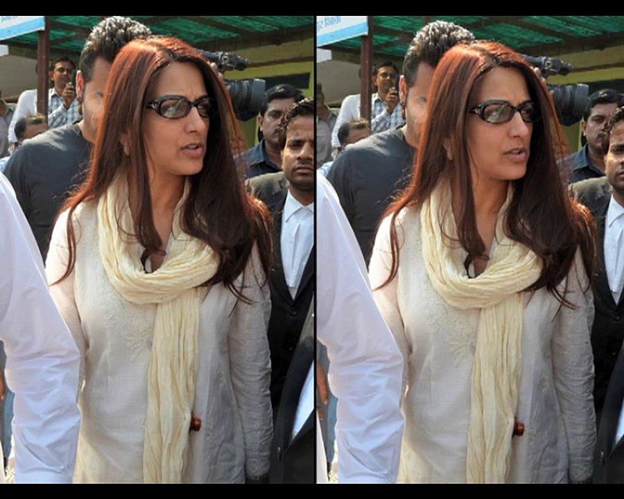 Blackbuck case Sonali Bendre Tabu Neelam appear in Court