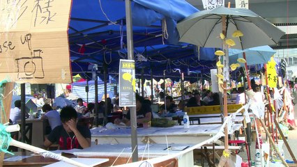 Télécharger la video: Hongkong : un mois après, les manifestants toujours dans la rue