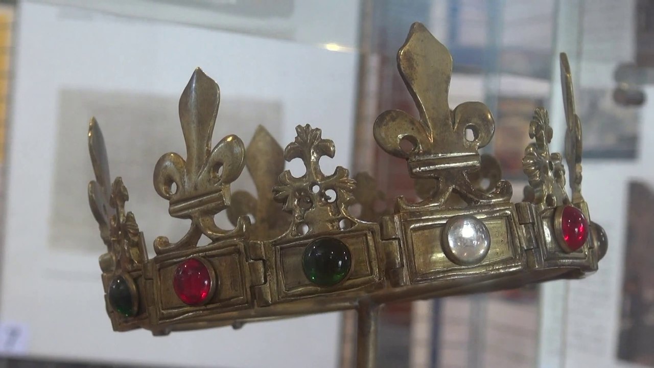 retour de la couronne d'Anne de Bretagne à la Turballe