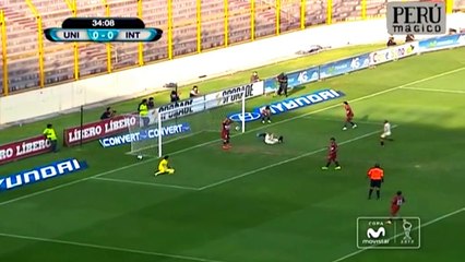 Perù, incredibile errore a porta vuota!