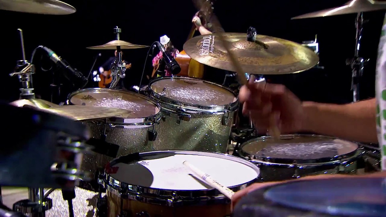 YUGOPOLIS & Paweł Kukiz - _Bez kagańca_. Koncert _Bez prądu_