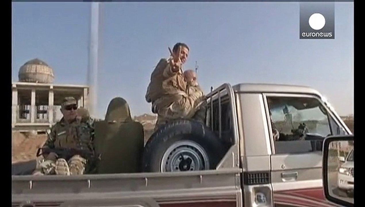 Iraki pesmergák segítik a Kobani városát védő kurd erőket