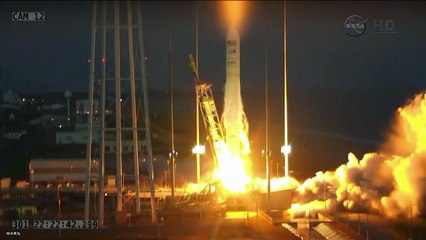 Un cohete explota durante despegue