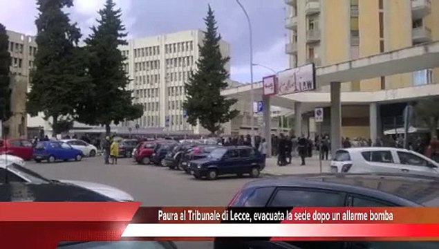 Paura al Tribunale di Lecce, evacuata la sede dopo un allarme bomba