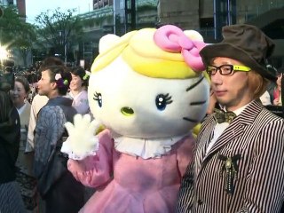 Hello Kitty: 40 ans pour la petite chatte devenue poule aux yeux d'or