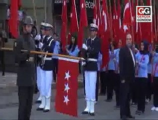 DİYARBAKIR'DA ASKER 'ŞEHİDİM RAHAT UYU' SLOGANIYLA YÜRÜDÜ