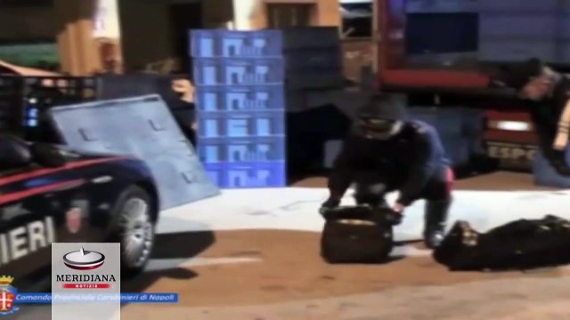 I clan camorristici fanno cassa comune e dividono spese del narcotraffico, 600 kg di droga sequestrati a Napoli